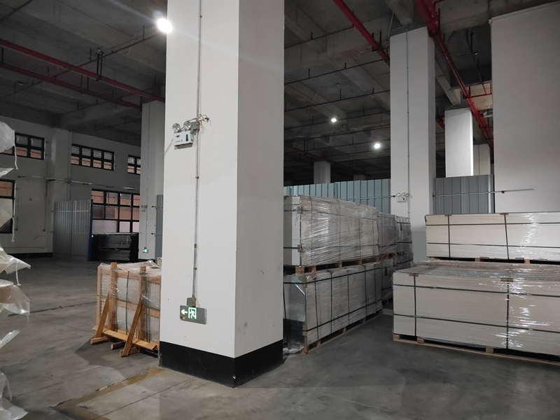 EBET�ײ��������ܷ��޽��ı�ó��ҵ���� 700�O�� 1100�O�Ĳִ���������